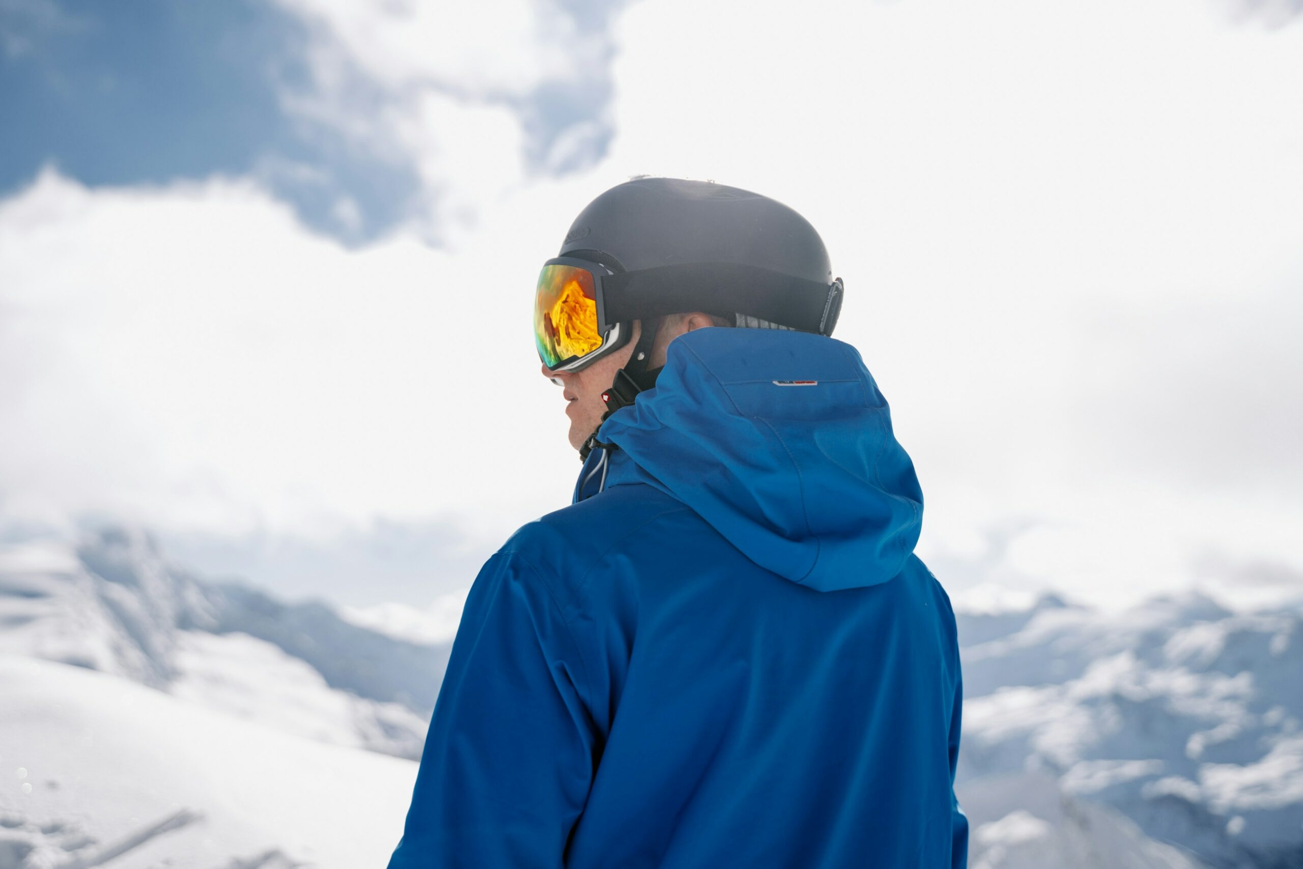 Breathability and waterproofing explained - globalsnowshows.co.uk